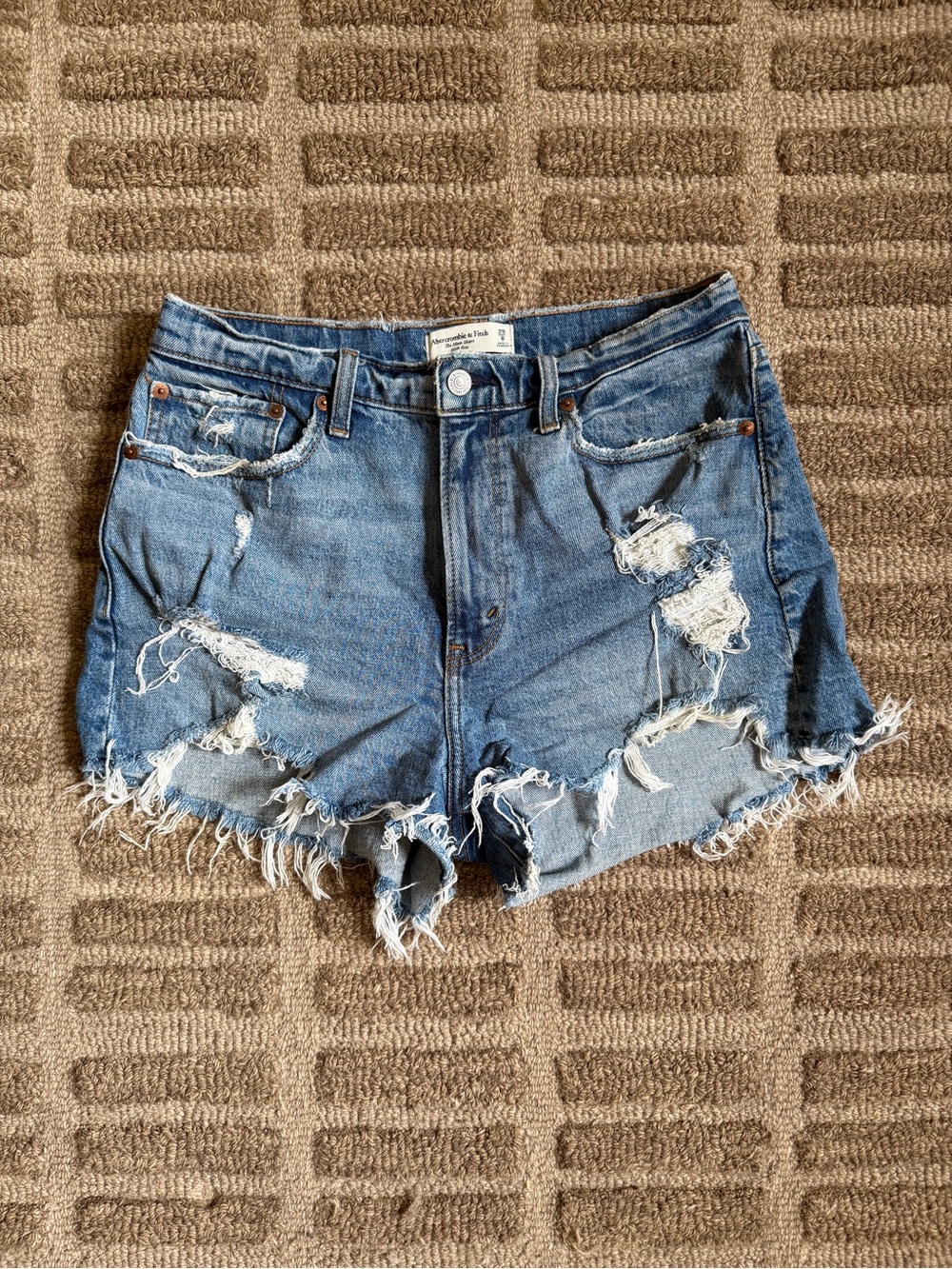 Abercrombie & Fitch curve love high rise mom shorts